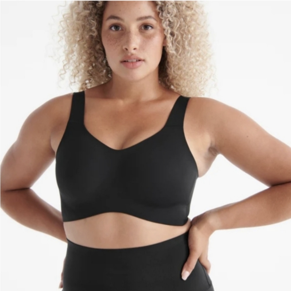 40D-42DD Knix Catalyst Sports Bra Size 8